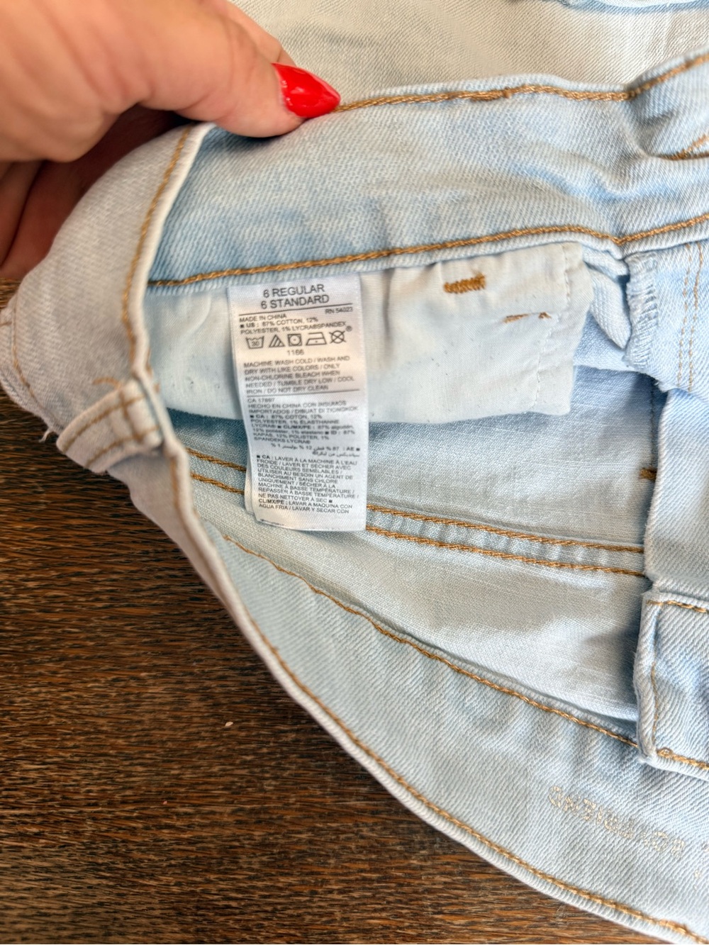 Old Navy Light Blue Denim Roll-Cuff Shorts - Picture 3 of 3
